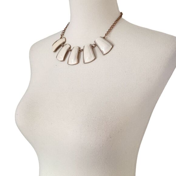 Y2K Chunky Enameled Necklace Statement Vanilla Bib Metal Collar Gold Tone 90s.  - Picture 7 of 16